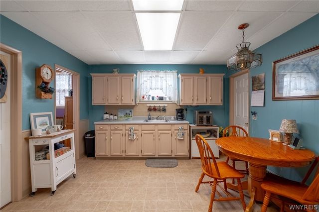 425 Hopkins Street, Buffalo, NY 14220