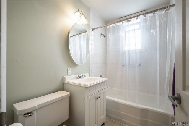 425 Hopkins Street, Buffalo, NY 14220