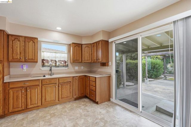 509 Putnam, Antioch, CA 94509