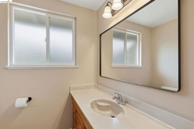509 Putnam, Antioch, CA 94509