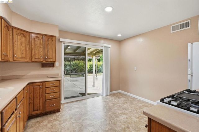 509 Putnam, Antioch, CA 94509