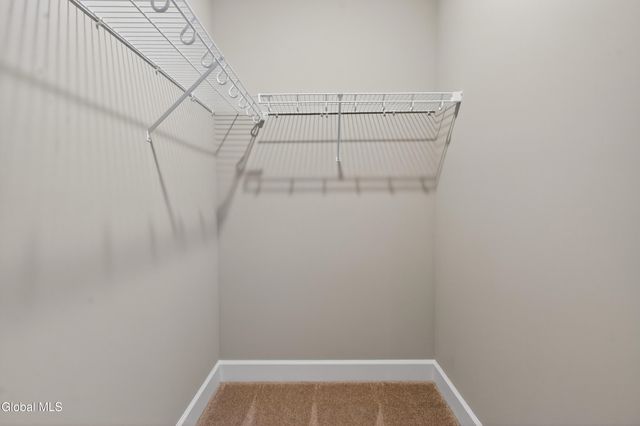 1B Cloverleaf Court, East Greenbush, NY 12144