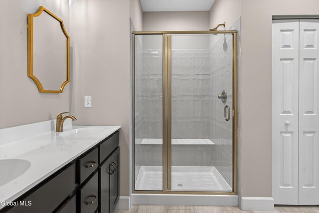 1B Cloverleaf Court, East Greenbush, NY 12144