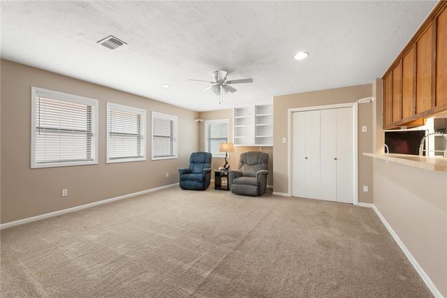 2900 Broadmoor Drive, Bryan, TX 77802