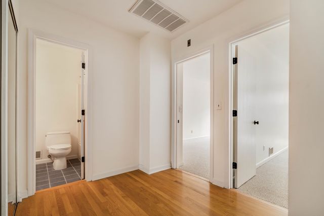 71 Princeton St 114, Chelmsford, MA 01863