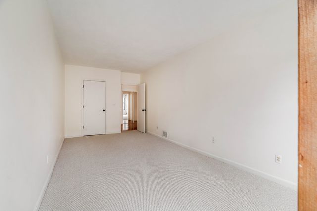 71 Princeton St 114, Chelmsford, MA 01863