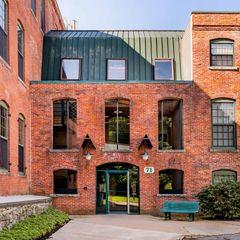 71 Princeton St 114, Chelmsford, MA 01863