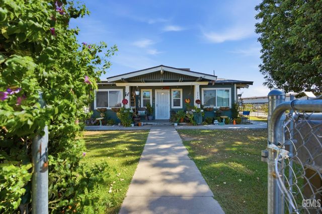 211 Eureka Street, Bakersfield, CA 93305