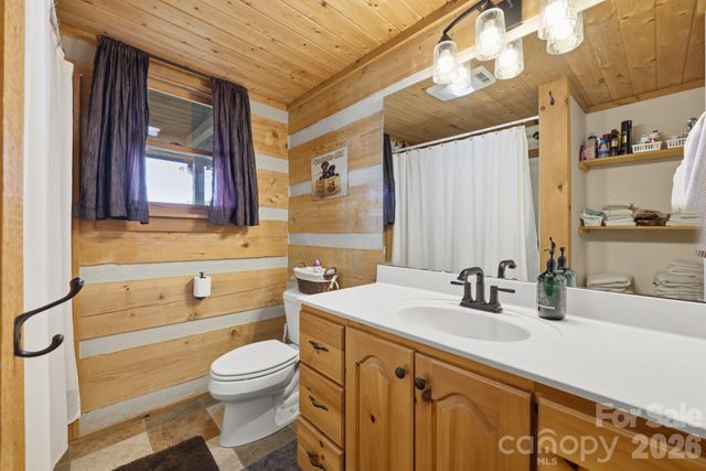 165 Little Boulder Lane, Seven Devils, NC 28604
