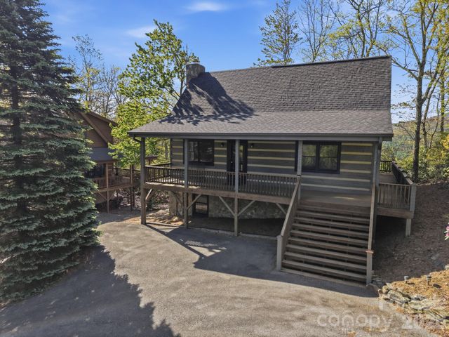 165 Little Boulder Lane, Seven Devils, NC 28604
