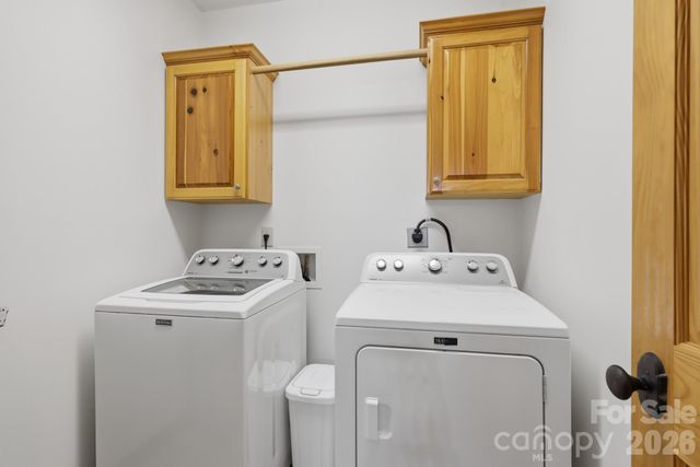 165 Little Boulder Lane, Seven Devils, NC 28604