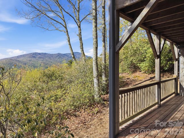 165 Little Boulder Lane, Seven Devils, NC 28604