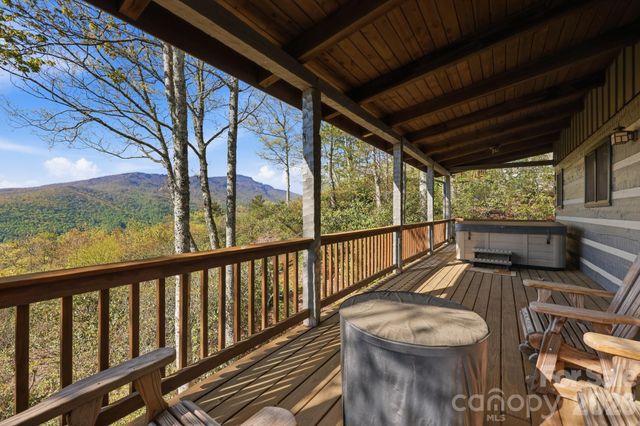 165 Little Boulder Lane, Seven Devils, NC 28604