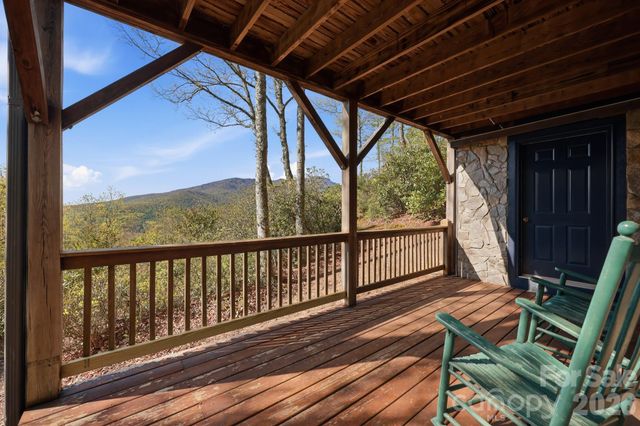 165 Little Boulder Lane, Seven Devils, NC 28604