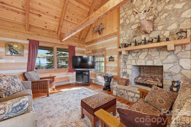 165 Little Boulder Lane, Seven Devils, NC 28604