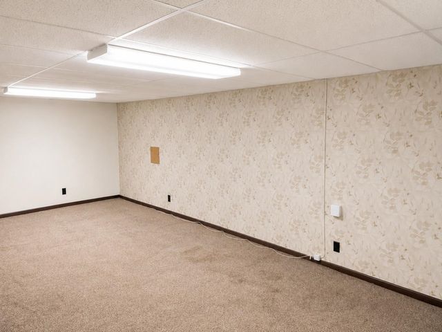 915 Lena, Salina, KS 67401