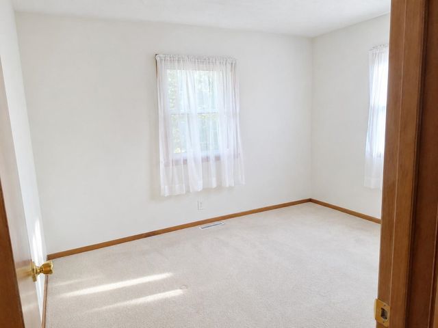915 Lena, Salina, KS 67401