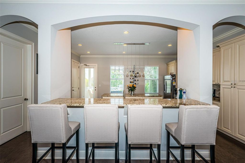 Image 13 of property listing at 7004 GREVILLA AVENUE S, South Pasadena, FL 33707