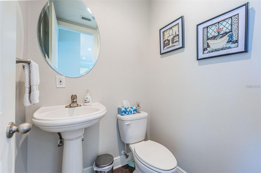 Image 20 of property listing at 7004 GREVILLA AVENUE S, South Pasadena, FL 33707