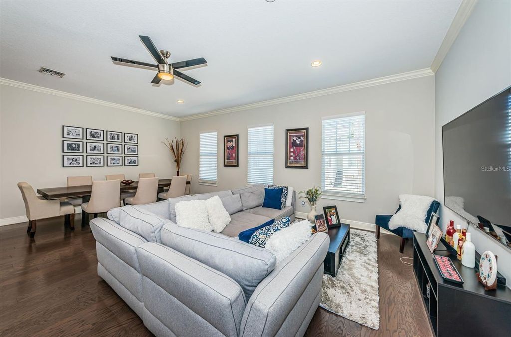 Image 7 of property listing at 7004 GREVILLA AVENUE S, South Pasadena, FL 33707