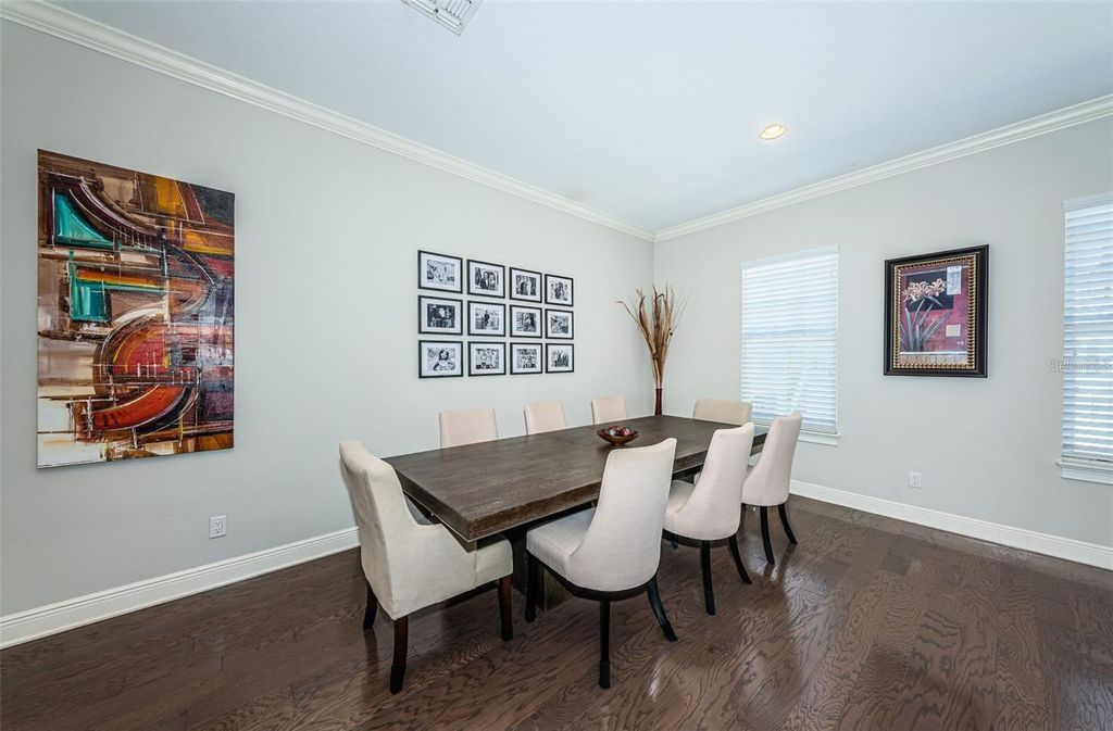 Image 10 of property listing at 7004 GREVILLA AVENUE S, South Pasadena, FL 33707