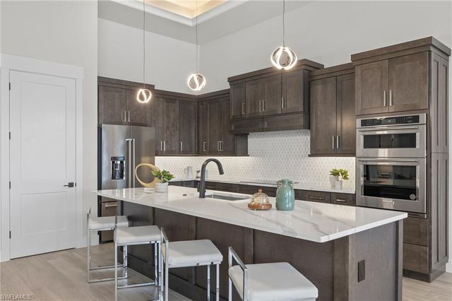 1248 NW 39th AVE, Cape Coral, FL 33993