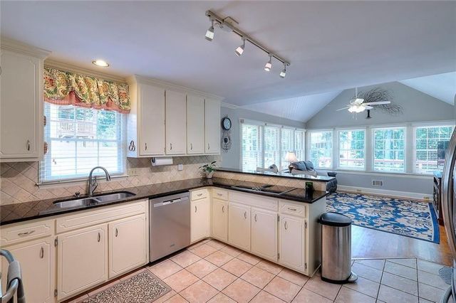 1195 Haverhill Trail, Lawrenceville, GA 30044