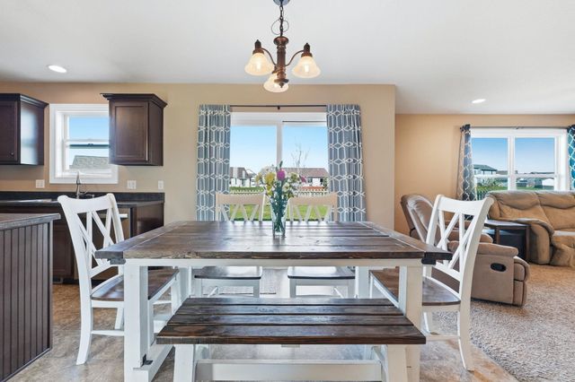 13810 Hamilton Meadows Lane, Fort Wayne, IN 46814