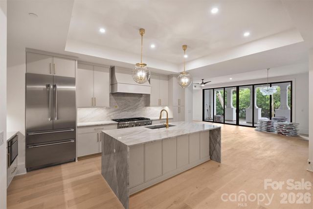 409 Queens Road 101, Charlotte, NC 28207