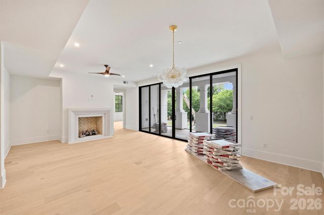 409 Queens Road 101, Charlotte, NC 28207