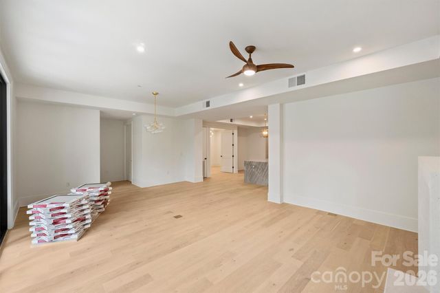 409 Queens Road 101, Charlotte, NC 28207