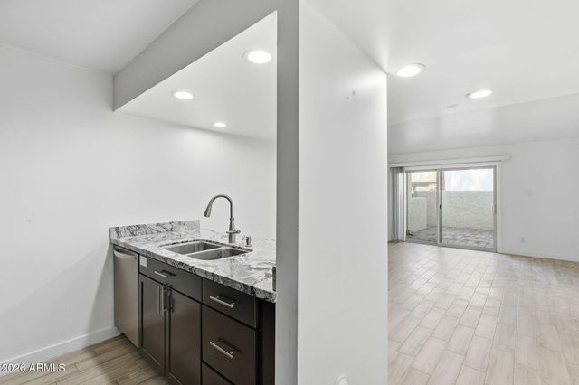 3314 N 68TH Street 141, Scottsdale, AZ 85251