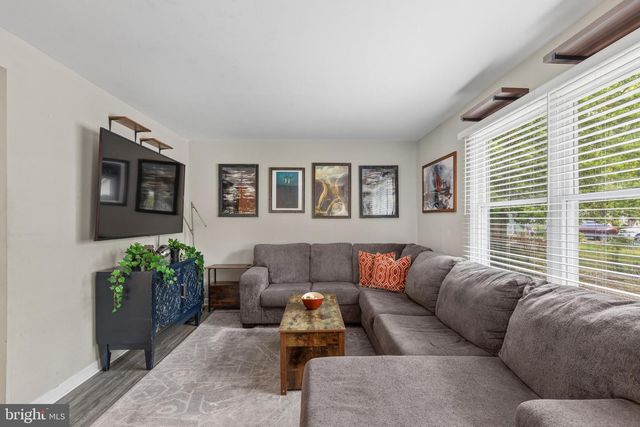 6 FLEET CT, Ocean Pines, MD 21811