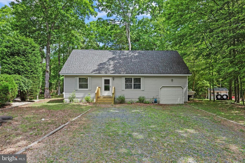 6 FLEET CT, Ocean Pines, MD 21811