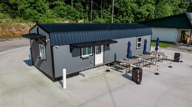 995 Hwy 27, Whitley City, KY 42653