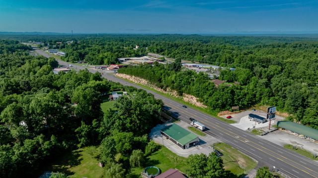 995 Hwy 27, Whitley City, KY 42653