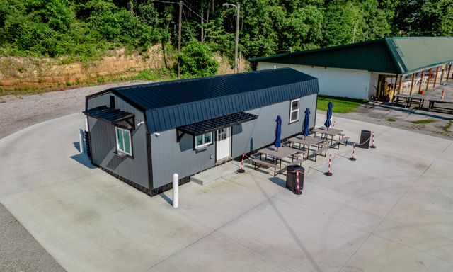 995 Hwy 27, Whitley City, KY 42653