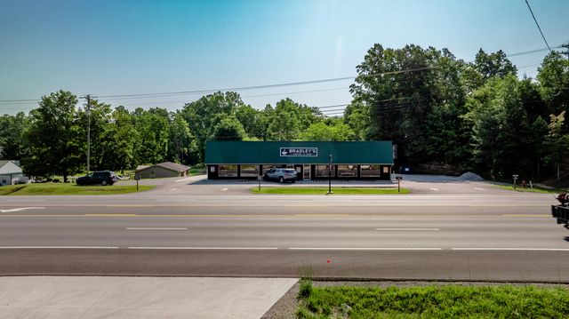 995 Hwy 27, Whitley City, KY 42653