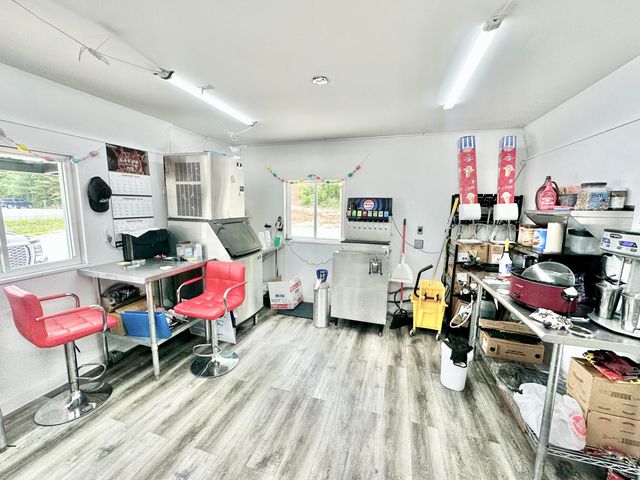 995 Hwy 27, Whitley City, KY 42653