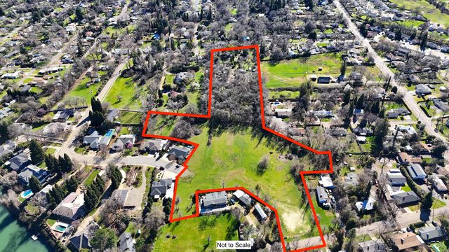 3232 Nicolet Lane, Redding, CA 96001