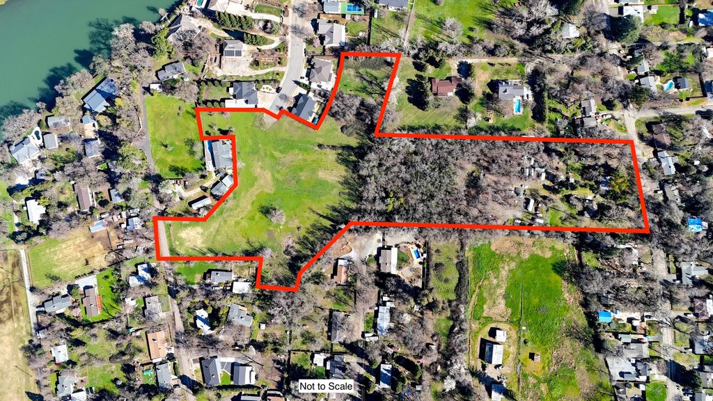 3232 Nicolet Lane, Redding, CA 96001