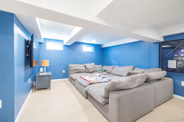 407 Morris Avenue, Rockville Centre, NY 11570
