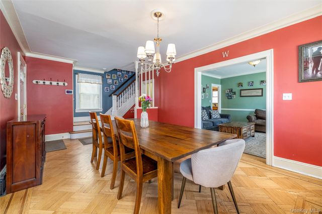 407 Morris Avenue, Rockville Centre, NY 11570