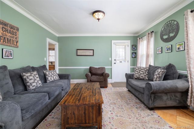 407 Morris Avenue, Rockville Centre, NY 11570