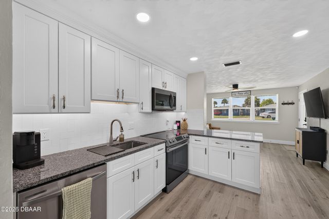 23 Palm Drive, Ormond Beach, FL 32176