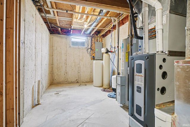 21025 Rivers Edge Drive, Goshen, IN 46528