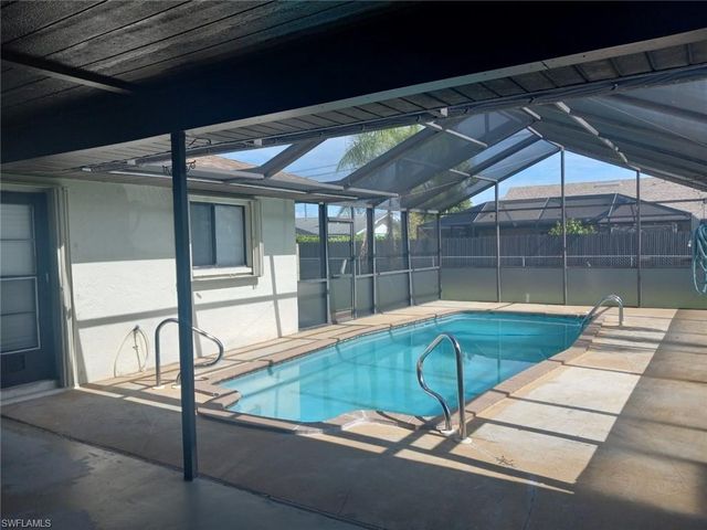 1106 SE 21st LN, Cape Coral, FL 33990