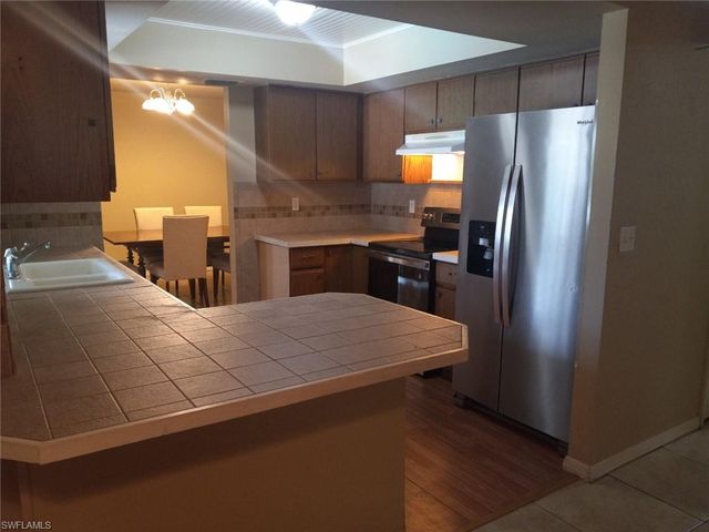 1106 SE 21st LN, Cape Coral, FL 33990