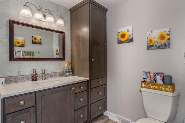 N7611 LOWER CLIFF ROAD, Sherwood, WI 54169