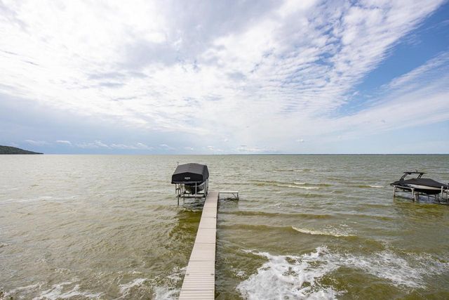 N7611 LOWER CLIFF ROAD, Sherwood, WI 54169
